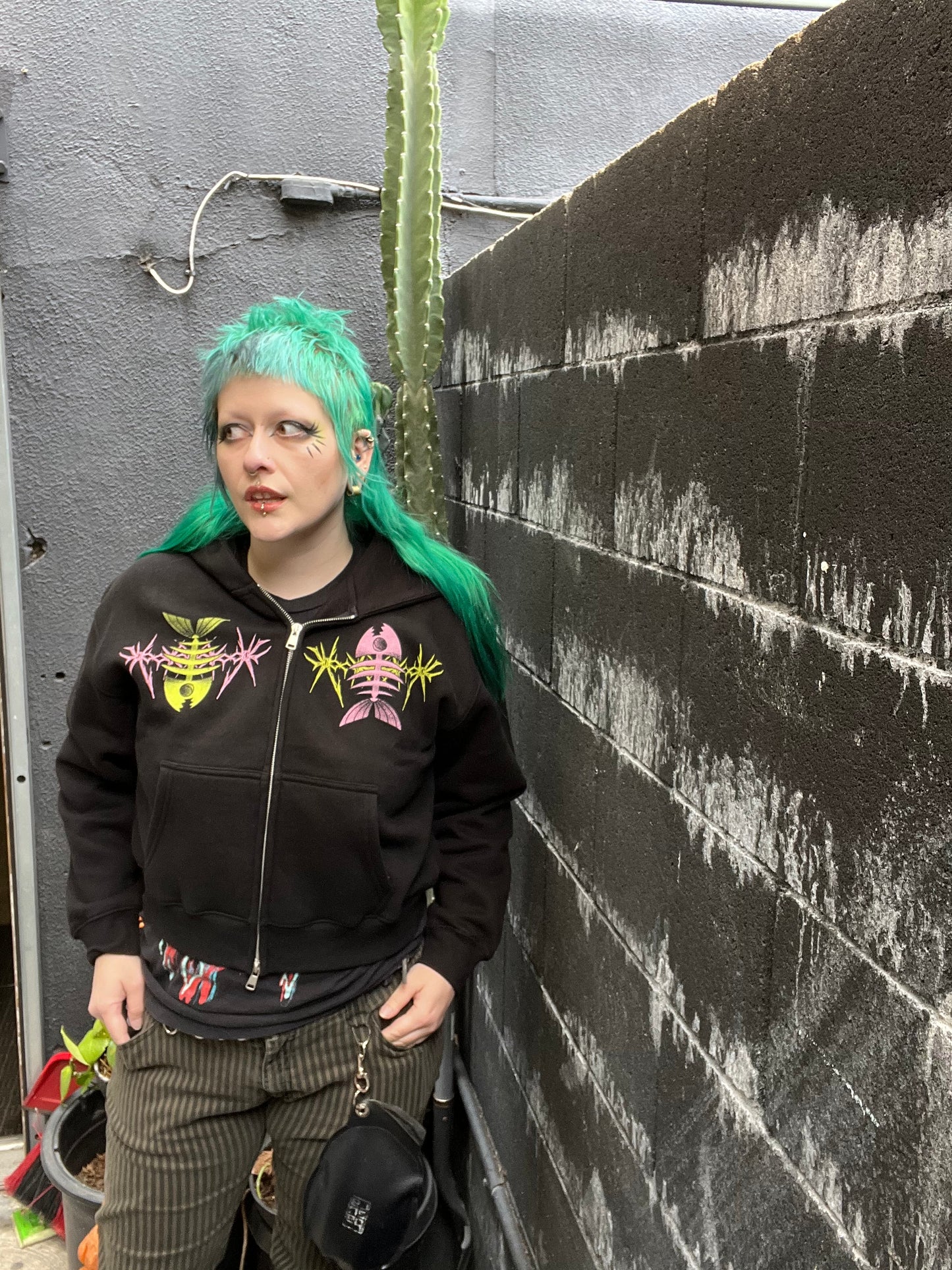 Fleeced Zip-Up Cropped Hoodie