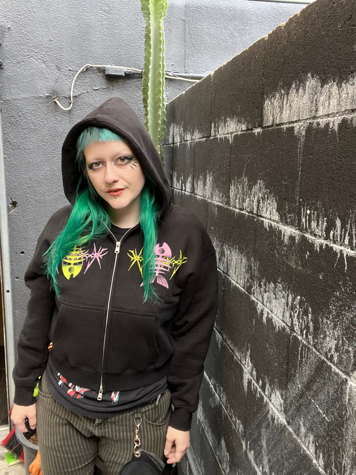 Fleeced Zip-Up Cropped Hoodie